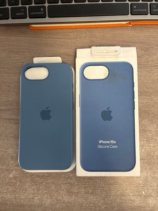 Funda iPhone 16e Apple Azul