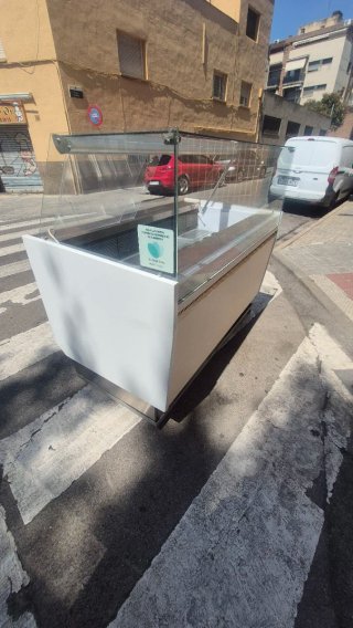 Vitrina expositora refrigerada