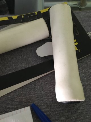 Puños y protectores manillar  conj  9 euros
