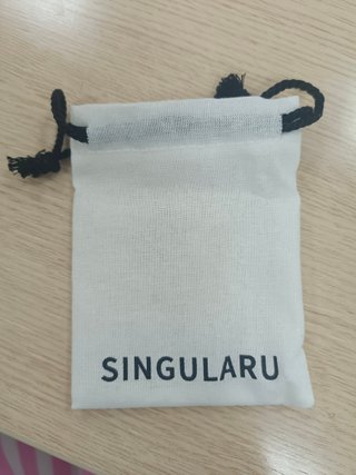 Pulsera multicolor NUEVA EN SU CAJA. Singularu