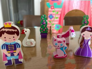 Juego de madera de princesas y castillo