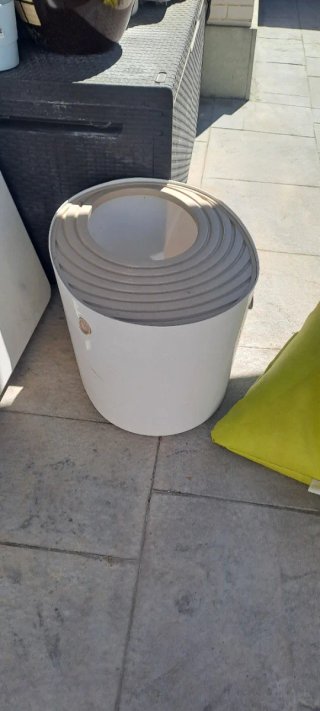 Arenero para gato. Está sin usar