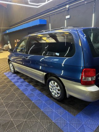 KIA Carnival 2003