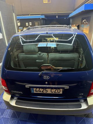 KIA Carnival 2003