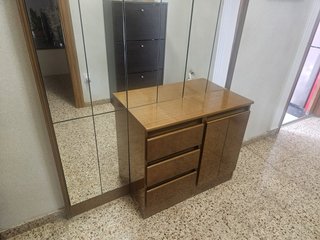 Recibidor con espejo y mueble