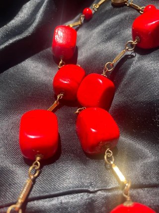 Collana vintage perle rosse e oro