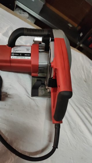 Sierra Circular Milwaukee MCS65