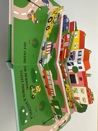 2-6 años. La ciudad animada POP UP