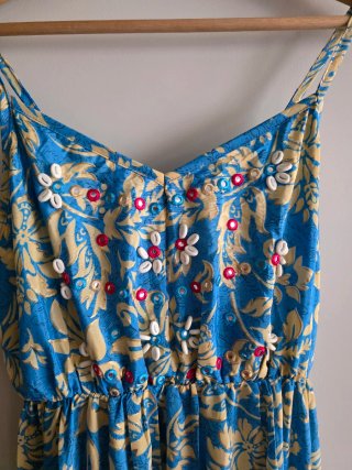 Abito lungo floreale blu e beige