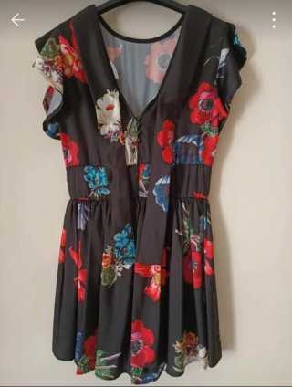 Vestito floreale nero