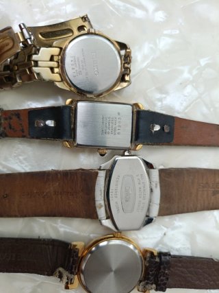 Lote de 4 relojes de pulsera