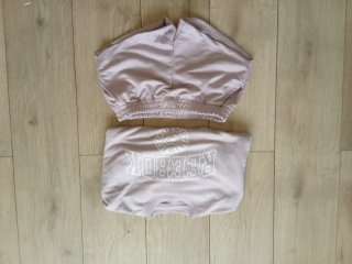 Conjunto deportivo Reebok niña
