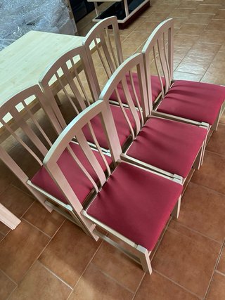Mesa de comedor y 6 sillas