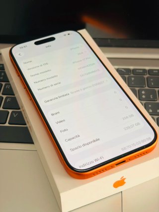 iPhone 17 Pro 256 batteria 2 Cicli