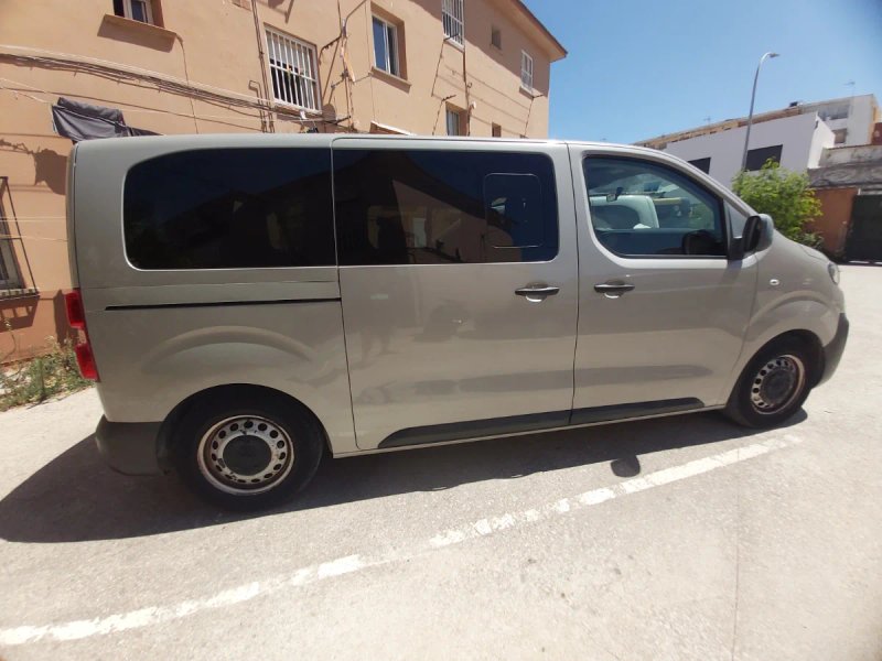 Peugeot Expert 2019 - foto 1