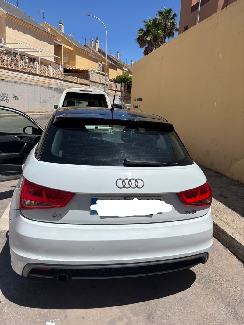 Audi A1 2014 - foto 1