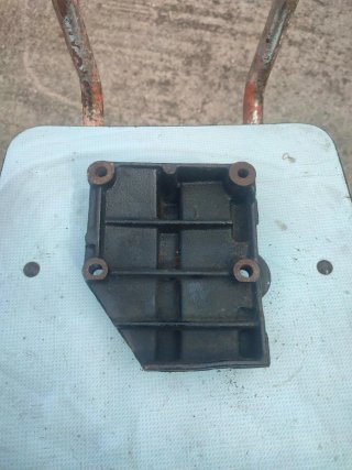Soporte A/A Saxo 16v