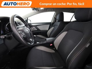 Toyota Avensis 2.0 D-4D Advance