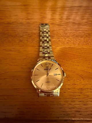 Reloj Festina Dorado