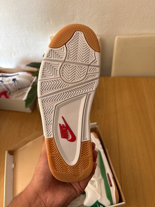 Jordan Retro 4 SB Verde Talla 43