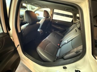 Nissan Pulsar 2015