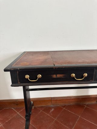 Tavolo da trucco con cassetti