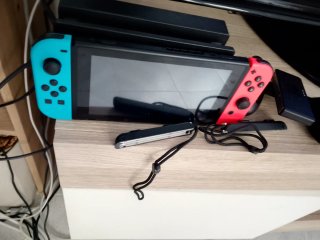Nintendo Switch Azul y Rojo