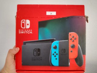 Nintendo Switch Azul y Rojo