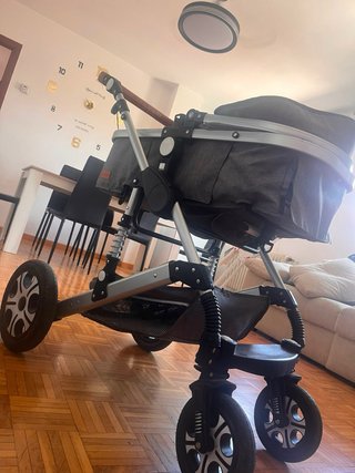 Carrito bebé 3 en 1: capazo y portabebés