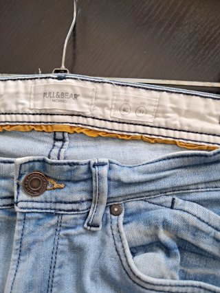 Vaqueros Pull&Bear desgastados Talla M
