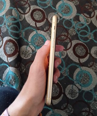 iPhone XR como nuevo