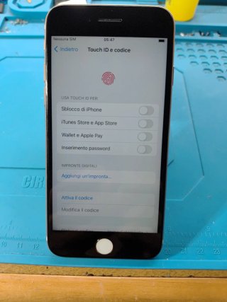 iPhone 8 64GB Oro
