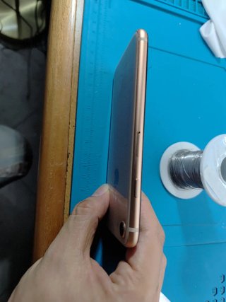 iPhone 8 64GB Oro