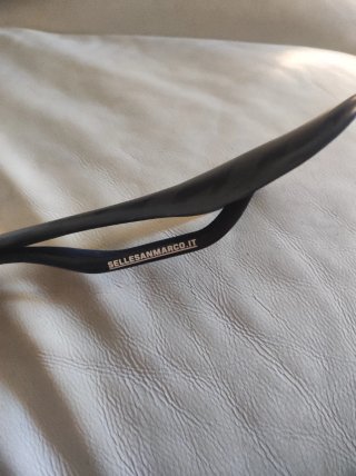 Sillín Selle Italia Carbon Pro
