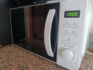 Microondas Blanco 700w