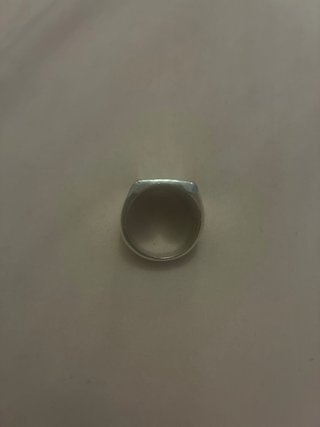 Anillo de plata martillado