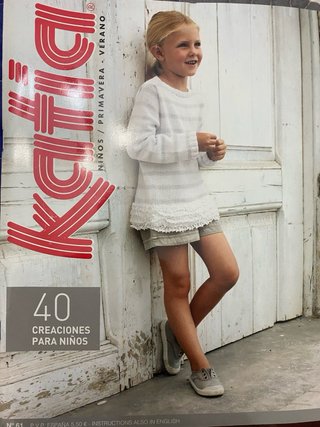 Revistas de muestras y motivos y más