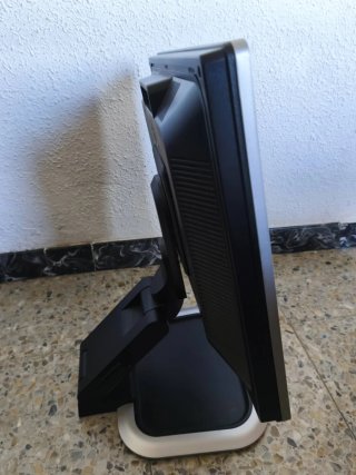 Pantalla Dell Negra