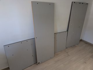 Escritorio de oficina gris