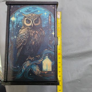 Caja de madera decorada con búho