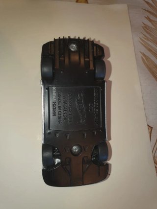 Mercedes Hot Wheels 1:43
