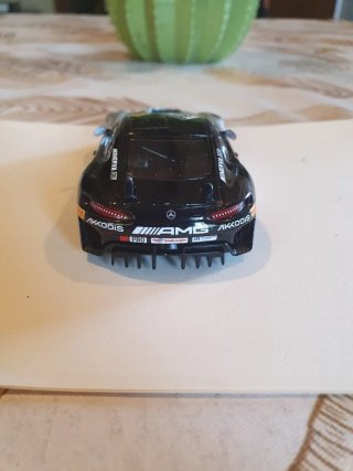 Mercedes Hot Wheels 1:43