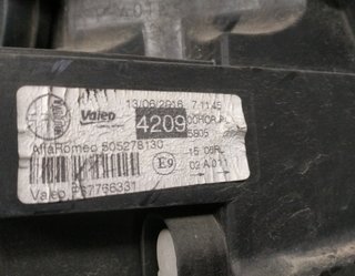 Alfa romeo 505278130 faro der mito (145) 457367
