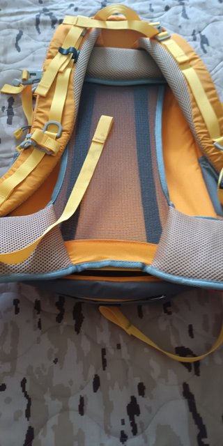 Mochila Royal Mountain Naranja y Gris 35 l