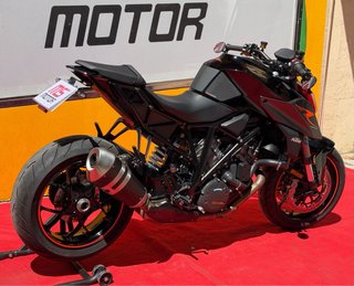 KTM 1290 SuperDuke R