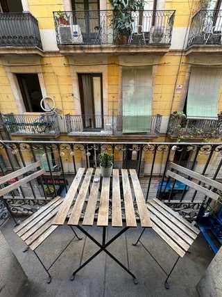 Conjunto Mesa y 2 Sillas Plegables