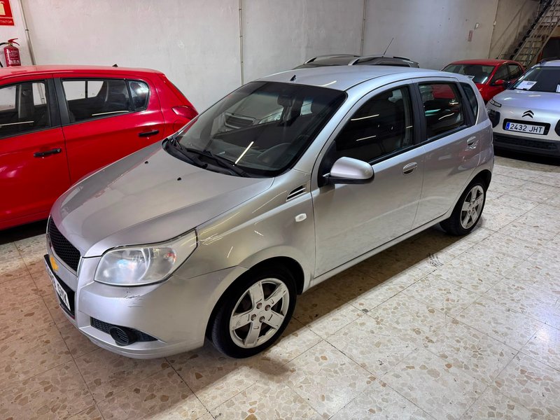 Chevrolet Aveo 2010 - foto 1