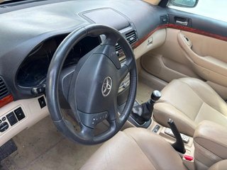 Toyota Avensis 2005