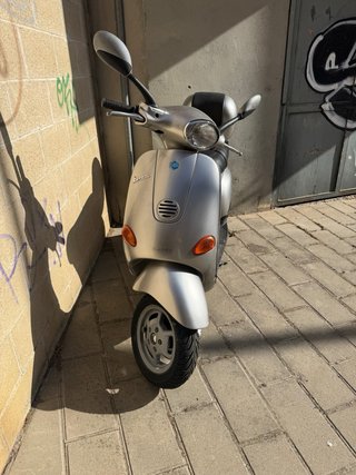 Vespa 50cc Plata