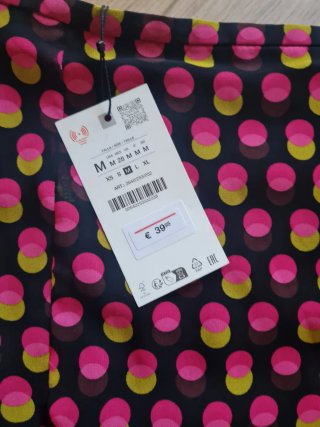 Falda Zara lunares volantes M y L